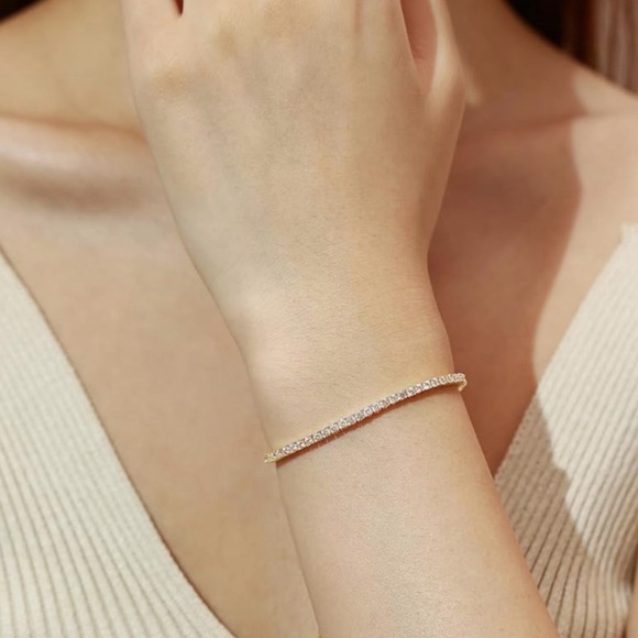 Anthropologie Gold Bracelet with Clear Crystal Details - Picture 3 of 6